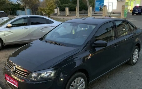 Volkswagen Polo VI (EU Market), 2013 год, 1 000 000 рублей, 1 фотография