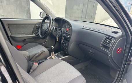 Hyundai Elantra III, 2005 год, 275 000 рублей, 13 фотография