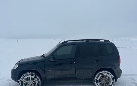 Chevrolet Niva I рестайлинг, 2012 год, 550 000 рублей, 2 фотография