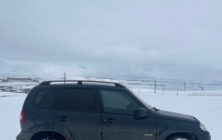 Chevrolet Niva I рестайлинг, 2012 год, 550 000 рублей, 3 фотография