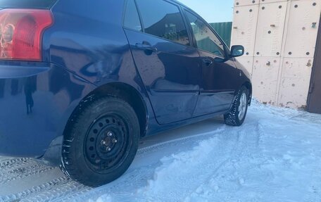 Toyota Corolla, 2005 год, 500 000 рублей, 4 фотография