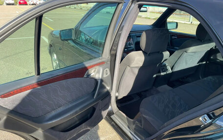 Mercedes-Benz E-Класс, 1997 год, 666 000 рублей, 6 фотография