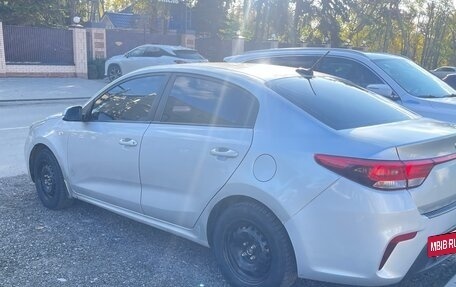 KIA Rio IV, 2017 год, 700 000 рублей, 6 фотография