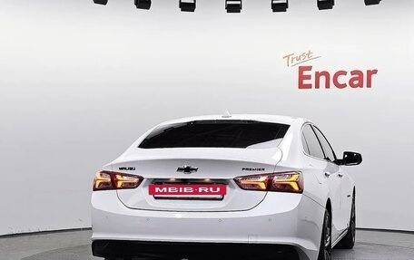 Chevrolet Malibu IX, 2021 год, 1 890 000 рублей, 4 фотография