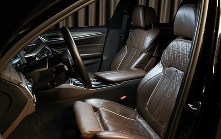 BMW 5 серия, 2018 год, 3 899 000 рублей, 11 фотография