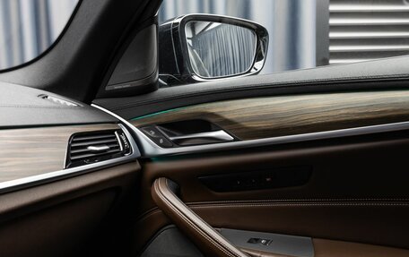 BMW 5 серия, 2018 год, 3 899 000 рублей, 20 фотография