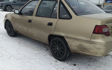 Daewoo Nexia I рестайлинг, 2009 год, 120 000 рублей, 2 фотография