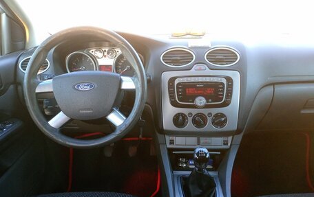 Ford Focus II рестайлинг, 2011 год, 650 000 рублей, 14 фотография