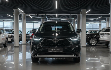 Toyota Highlander, 2025 год, 5 500 000 рублей, 3 фотография