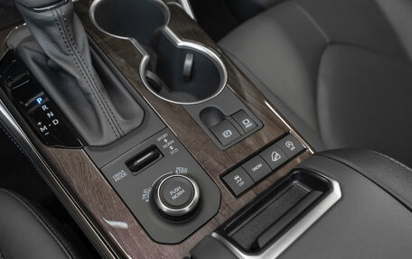 Toyota Highlander, 2025 год, 5 500 000 рублей, 27 фотография