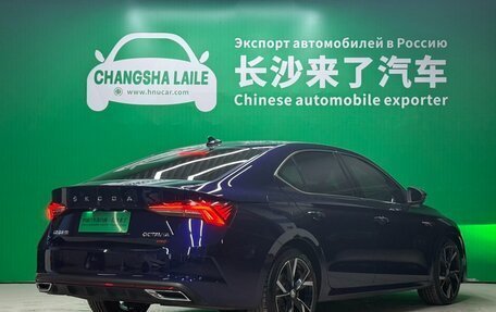 Skoda Octavia IV, 2022 год, 2 200 000 рублей, 4 фотография