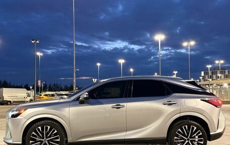 Lexus RX IV рестайлинг, 2023 год, 5 630 000 рублей, 12 фотография