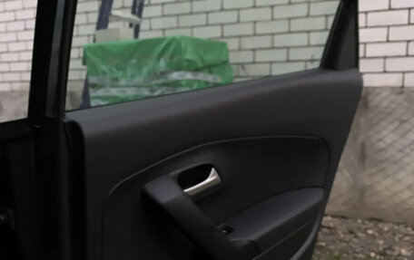 Volkswagen Polo VI (EU Market), 2013 год, 1 000 000 рублей, 14 фотография