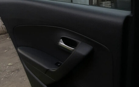 Volkswagen Polo VI (EU Market), 2013 год, 1 000 000 рублей, 15 фотография