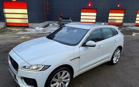 Jaguar F-Pace, 2016 год, 2 700 000 рублей, 10 фотография