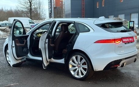 Jaguar F-Pace, 2016 год, 2 700 000 рублей, 8 фотография