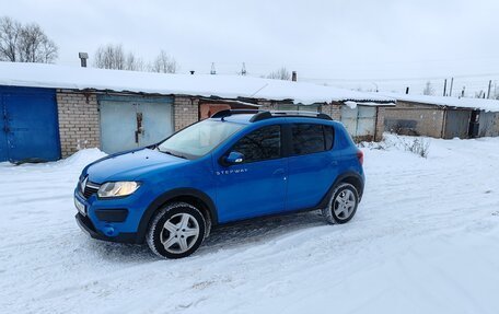 Renault Sandero II рестайлинг, 2016 год, 1 000 000 рублей, 3 фотография