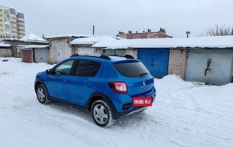 Renault Sandero II рестайлинг, 2016 год, 1 000 000 рублей, 4 фотография