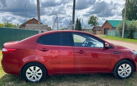 KIA Rio III рестайлинг, 2012 год, 600 000 рублей, 4 фотография