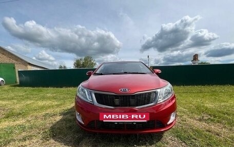KIA Rio III рестайлинг, 2012 год, 600 000 рублей, 2 фотография