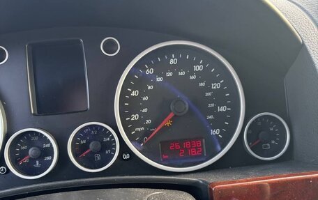 Volkswagen Touareg III, 2005 год, 850 000 рублей, 4 фотография