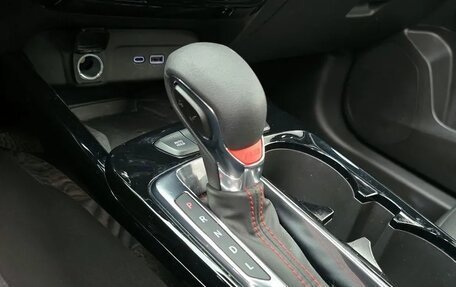 Chevrolet Trax, 2023 год, 1 950 000 рублей, 7 фотография