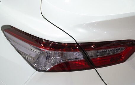 Toyota Camry, 2018 год, 2 730 000 рублей, 8 фотография