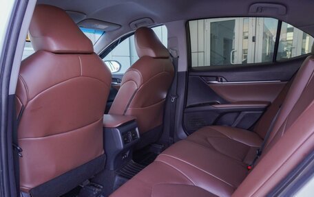 Toyota Camry, 2018 год, 2 730 000 рублей, 16 фотография