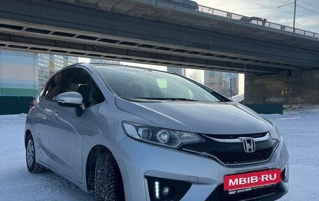 Honda Fit III, 2016 год, 870 000 рублей, 3 фотография