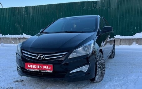 Hyundai Solaris II рестайлинг, 2015 год, 665 000 рублей, 1 фотография
