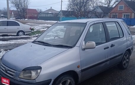 Toyota Raum I, 1997 год, 205 000 рублей, 1 фотография