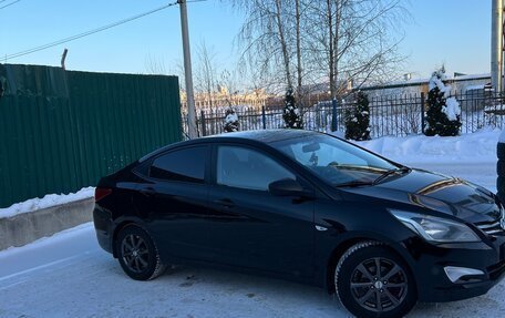 Hyundai Solaris II рестайлинг, 2015 год, 665 000 рублей, 4 фотография