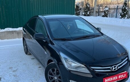 Hyundai Solaris II рестайлинг, 2015 год, 665 000 рублей, 3 фотография