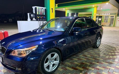 BMW 5 серия, 2007 год, 800 000 рублей, 2 фотография