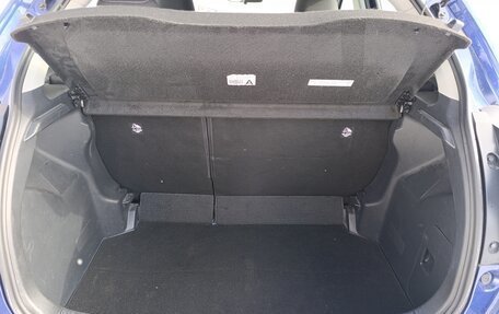 Toyota Yaris, 2022 год, 1 560 000 рублей, 13 фотография