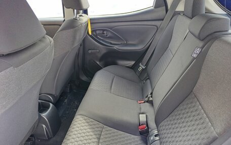 Toyota Yaris, 2022 год, 1 560 000 рублей, 12 фотография