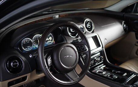 Jaguar XJ IV (X351), 2014 год, 1 720 000 рублей, 10 фотография