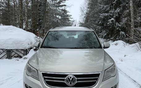 Volkswagen Tiguan I, 2010 год, 1 150 000 рублей, 2 фотография