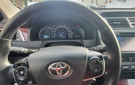 Toyota Camry, 2012 год, 1 700 000 рублей, 9 фотография