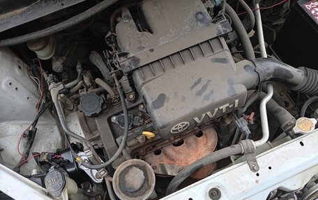 Toyota Vitz, 2002 год, 295 000 рублей, 8 фотография