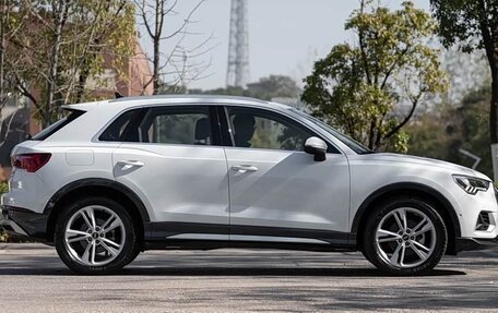 Audi Q3, 2022 год, 2 200 000 рублей, 6 фотография