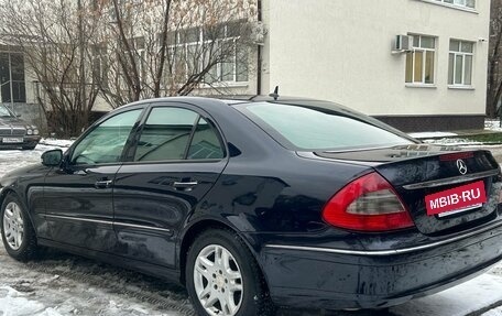 Mercedes-Benz E-Класс, 2007 год, 820 000 рублей, 4 фотография