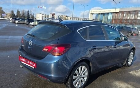 Opel Astra J, 2010 год, 490 000 рублей, 3 фотография