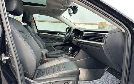 Volkswagen Passat B8 рестайлинг, 2021 год, 1 850 000 рублей, 9 фотография