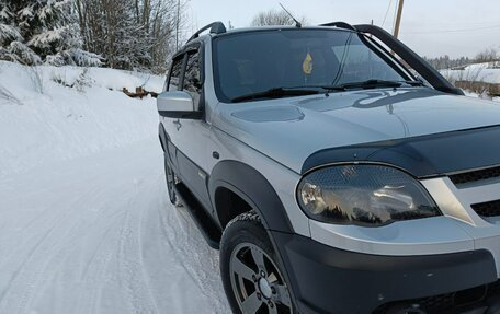 Chevrolet Niva I рестайлинг, 2017 год, 730 000 рублей, 4 фотография