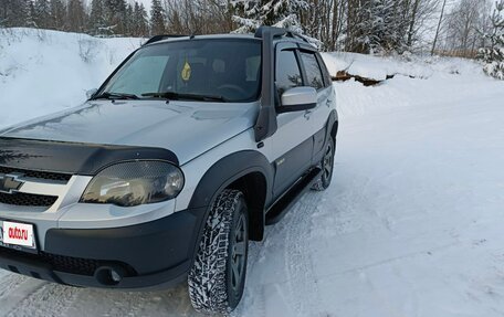 Chevrolet Niva I рестайлинг, 2017 год, 730 000 рублей, 7 фотография