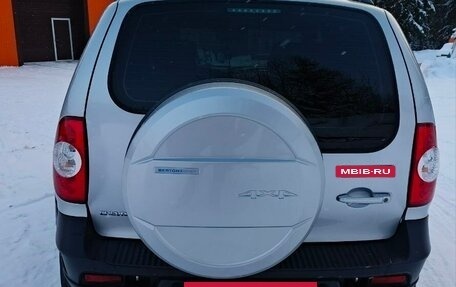 Chevrolet Niva I рестайлинг, 2017 год, 730 000 рублей, 10 фотография