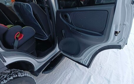 Chevrolet Niva I рестайлинг, 2017 год, 730 000 рублей, 19 фотография