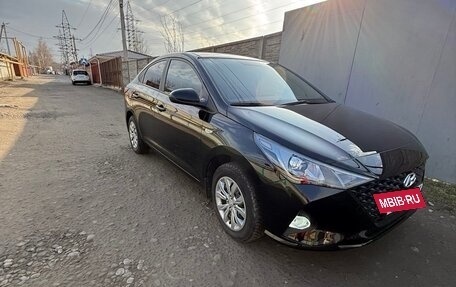 Hyundai Solaris II рестайлинг, 2021 год, 1 720 000 рублей, 2 фотография