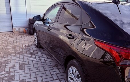 Hyundai Solaris II рестайлинг, 2021 год, 1 720 000 рублей, 17 фотография